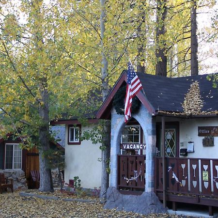 Castle Wood Theme Cottages- Couples Only Big Bear Lake Exterior foto
