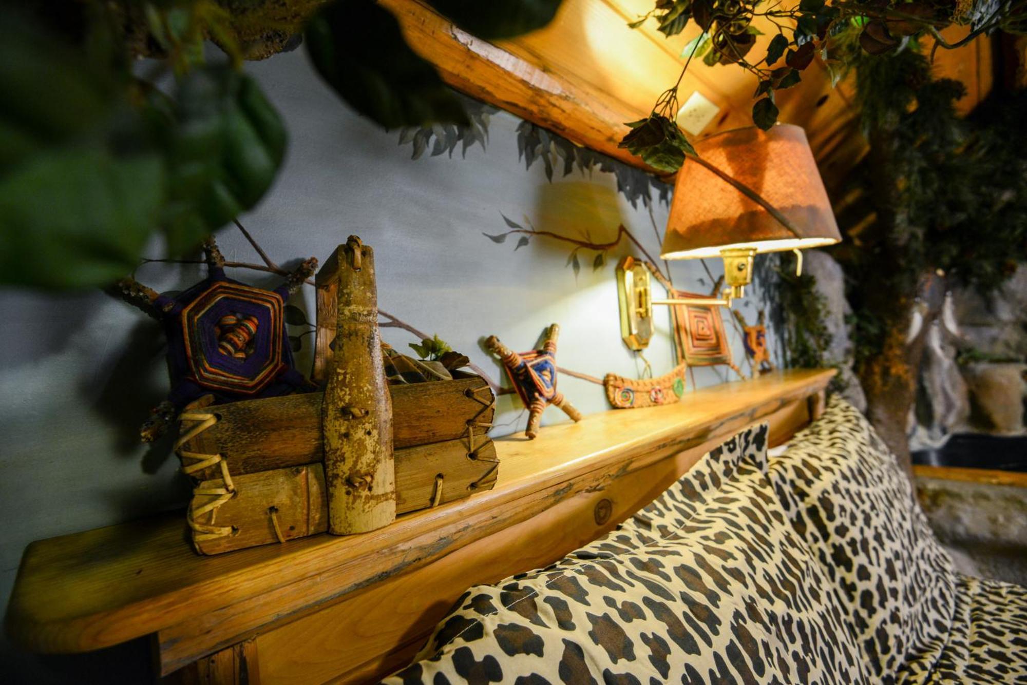 Castle Wood Theme Cottages- Couples Only Big Bear Lake Exterior foto